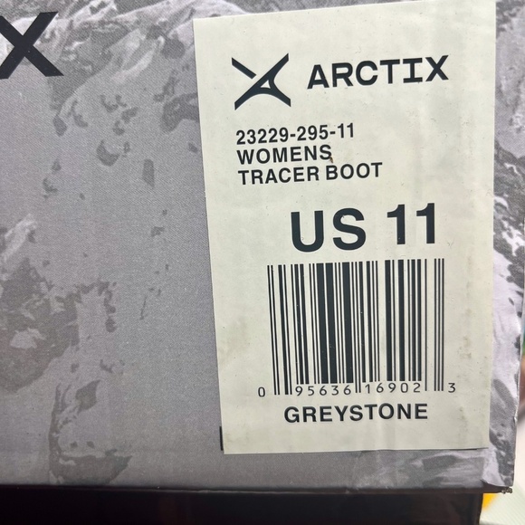 Arctix Women's Tracer Winter Boot, Color Greystone, Size 11 NIB - Picture 2 of 2